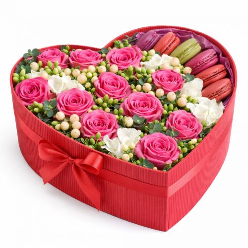 Цветы в шляпной коробке «Аромат нежности»